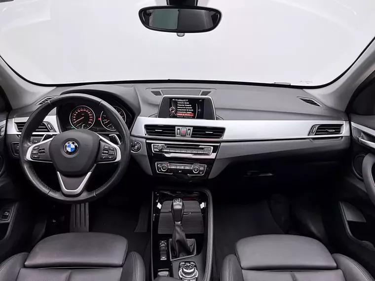 BMW X1 Branco 6