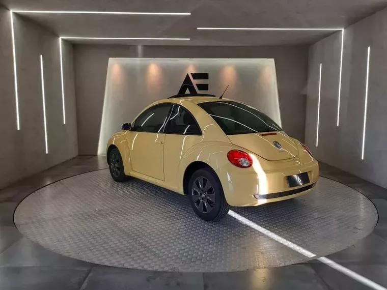 Volkswagen New Beetle Amarelo 4