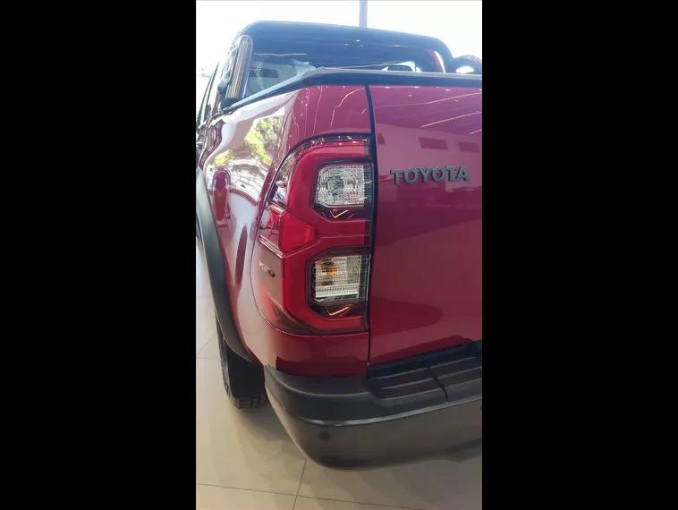 Toyota Hilux Vermelho 7
