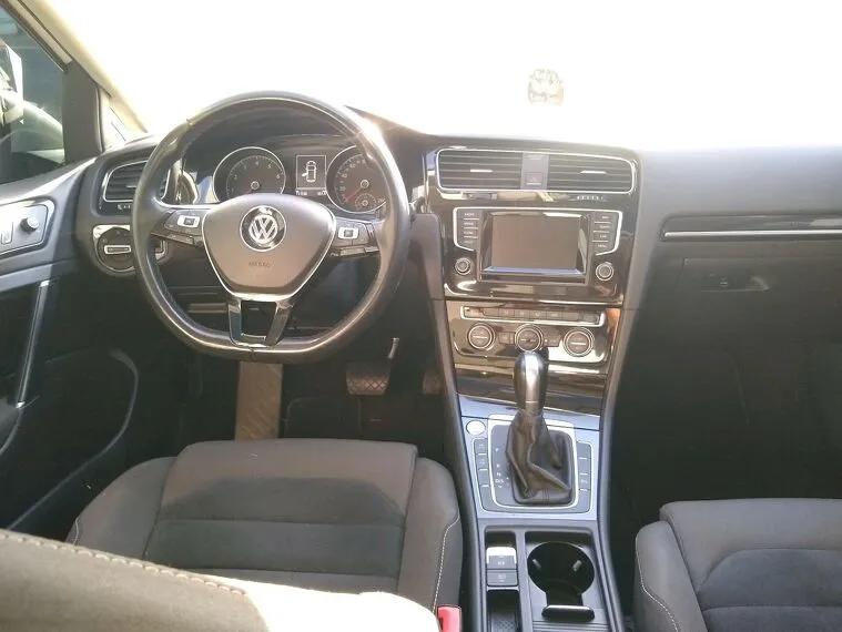Volkswagen Golf Branco 5