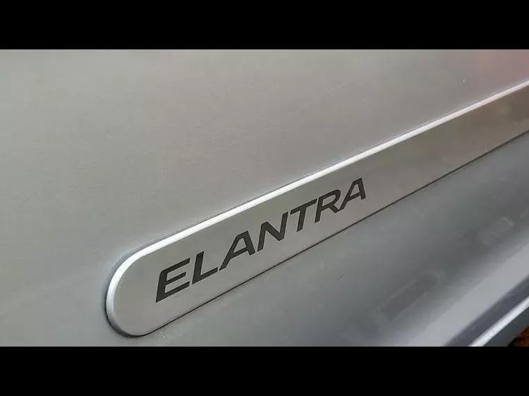 Hyundai Elantra Prata 7