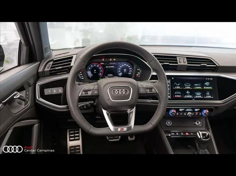 Audi Q3 Cinza 9