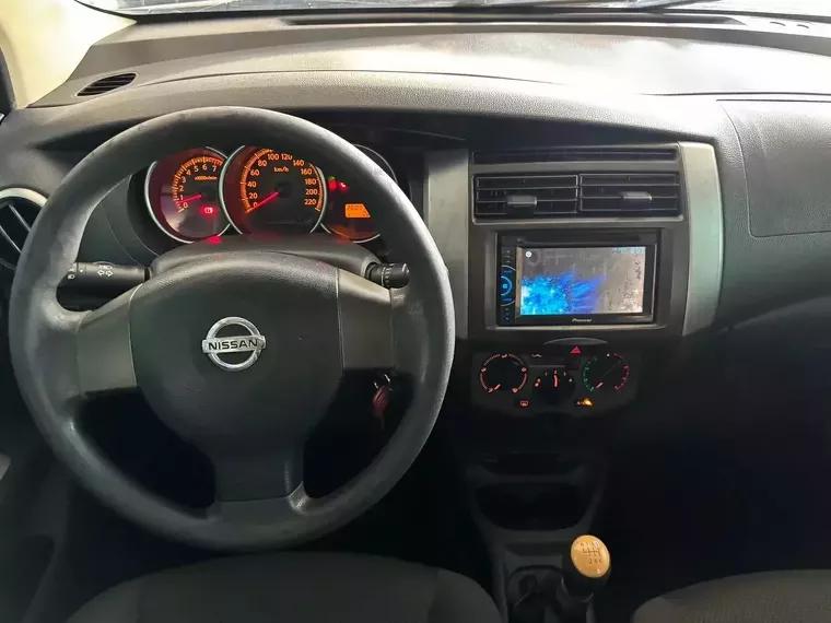 Nissan Grand Livina Prata 10