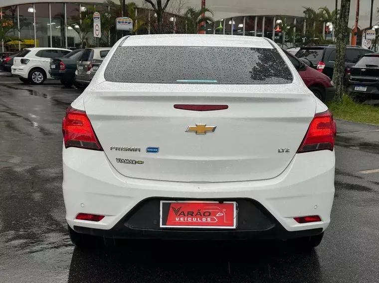 Chevrolet Prisma Branco 3