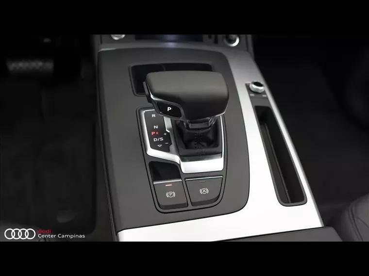 Audi Q5 Cinza 15