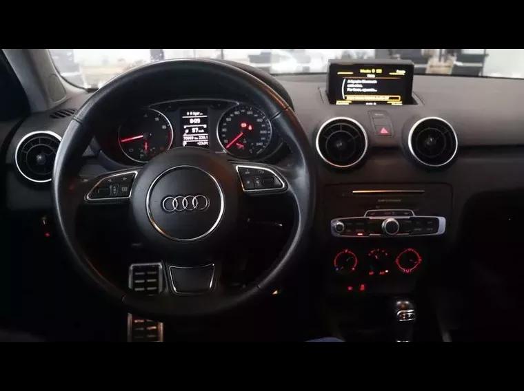 Audi A1 Prata 9