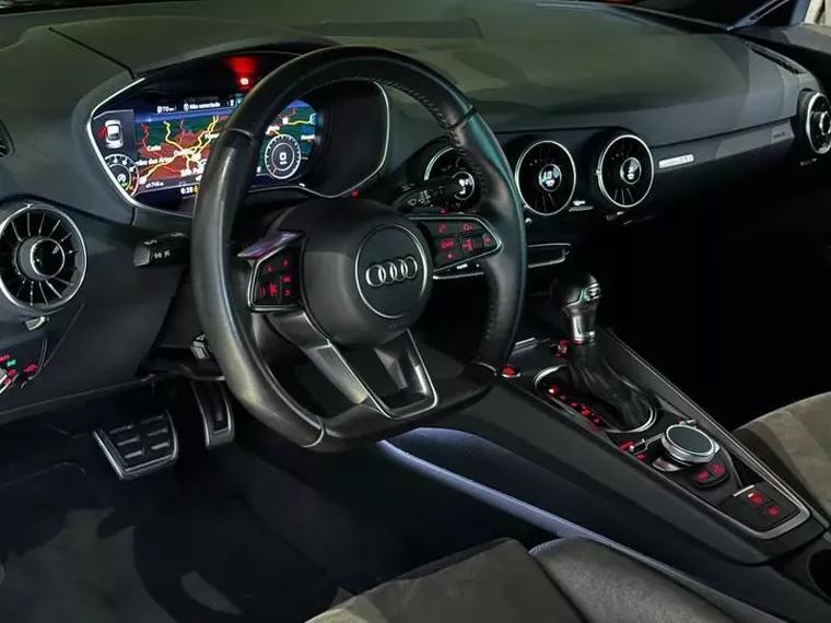 Audi TT Preto 5