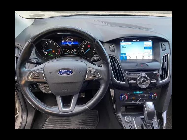 Ford Focus Prata 7