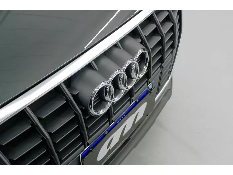 Audi Q3 Cinza 4