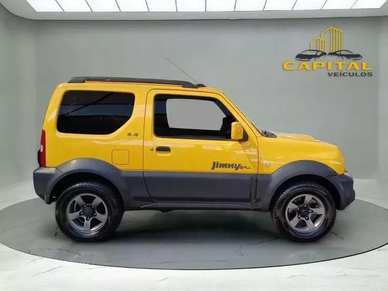 Suzuki Jimny Amarelo 4