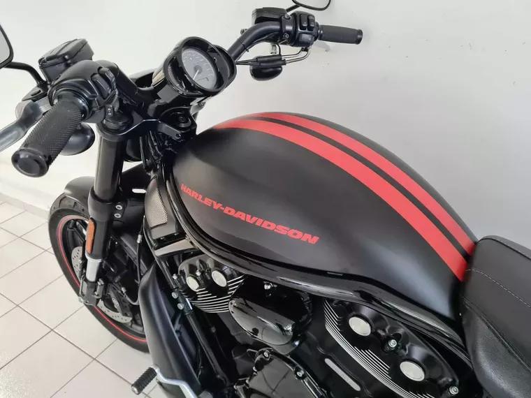 Harley-Davidson V-Rod Preto 10