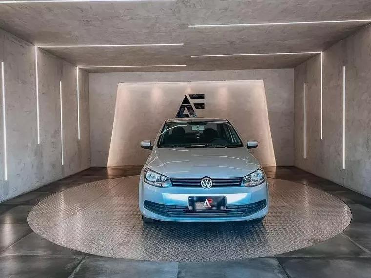 Volkswagen Voyage Prata 2