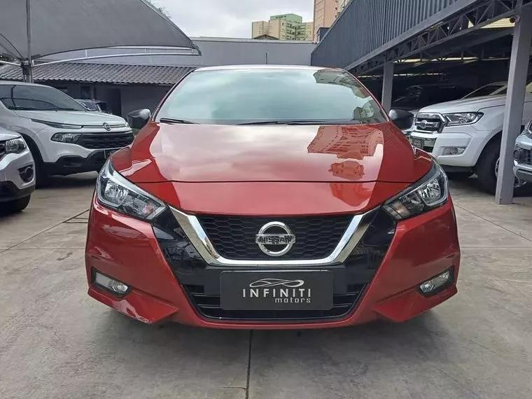 Nissan Versa Vermelho 2