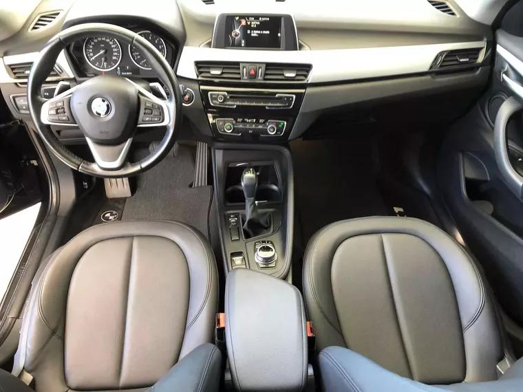 BMW X1 Preto 10