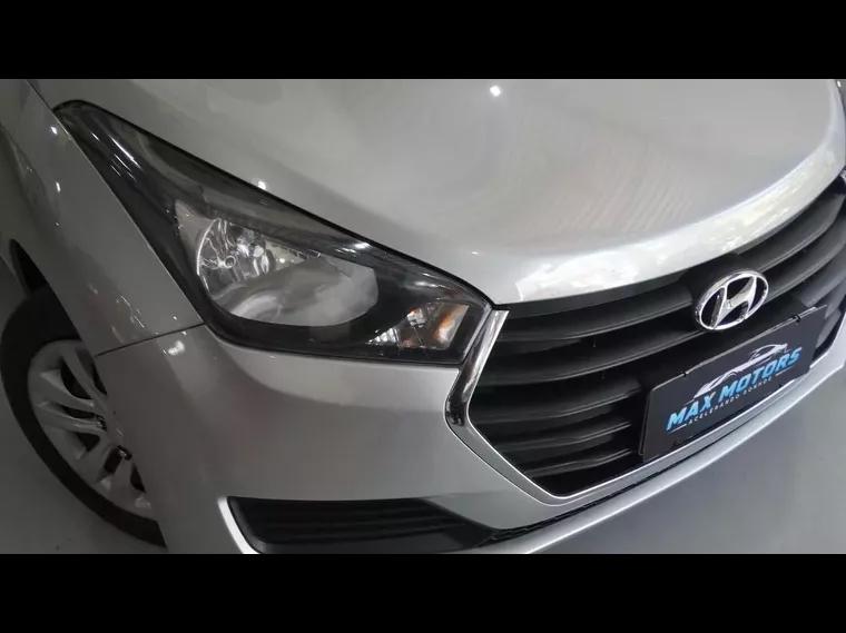 Hyundai HB20 Prata 19