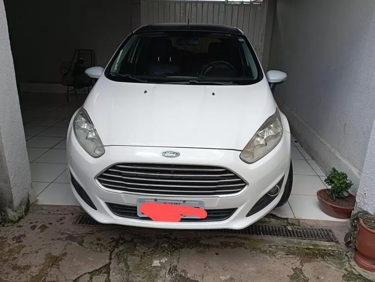 Ford Fiesta Branco 3