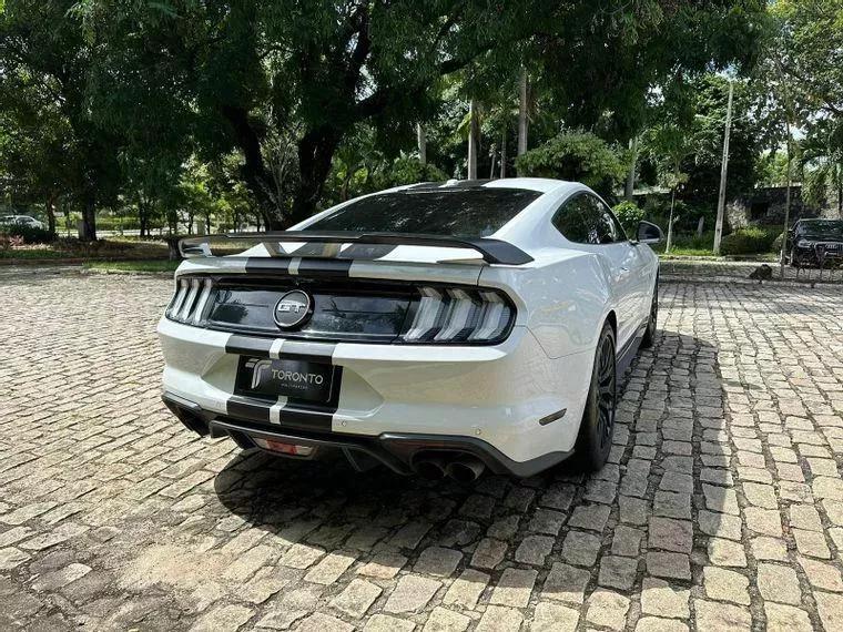 Ford Mustang Branco 10