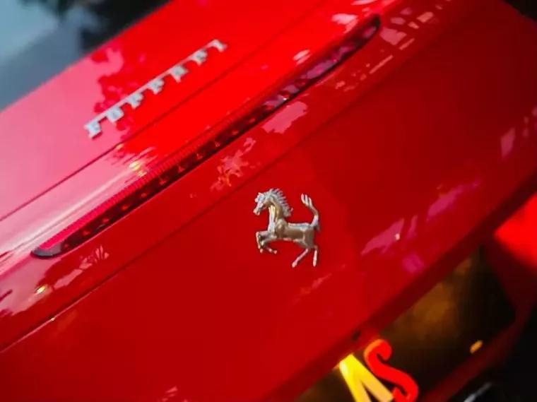 Ferrari 458 Italia Vermelho 3