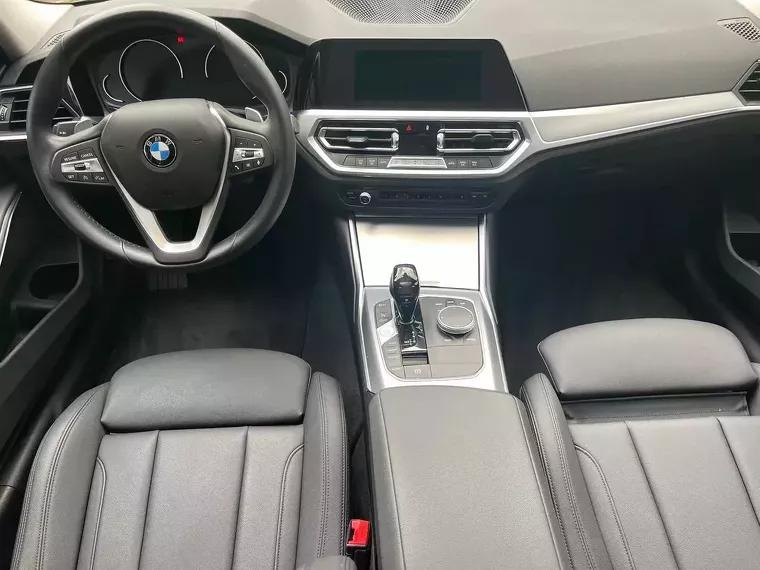 BMW 330i Cinza 11