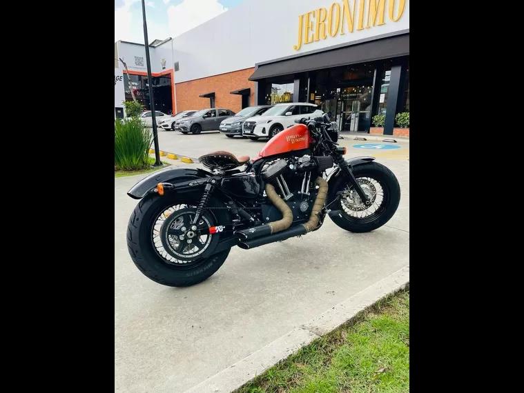 Harley-Davidson XL 1200 N Laranja 1