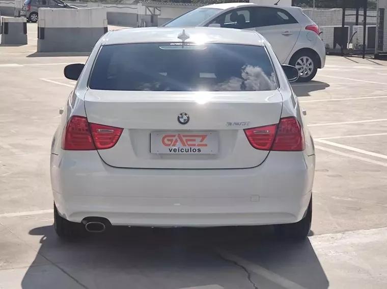 BMW 320i Branco 7