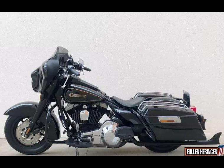 Harley-Davidson Electra Glide Preto 2