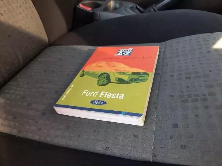 Ford Fiesta Prata 9