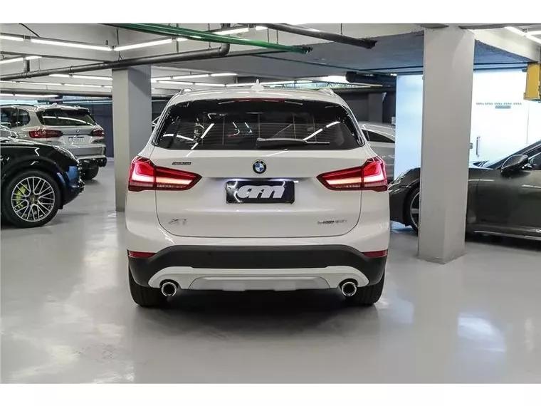 BMW X1 Branco 8