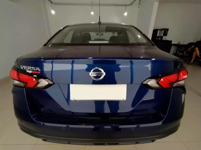 Nissan Versa Azul 6