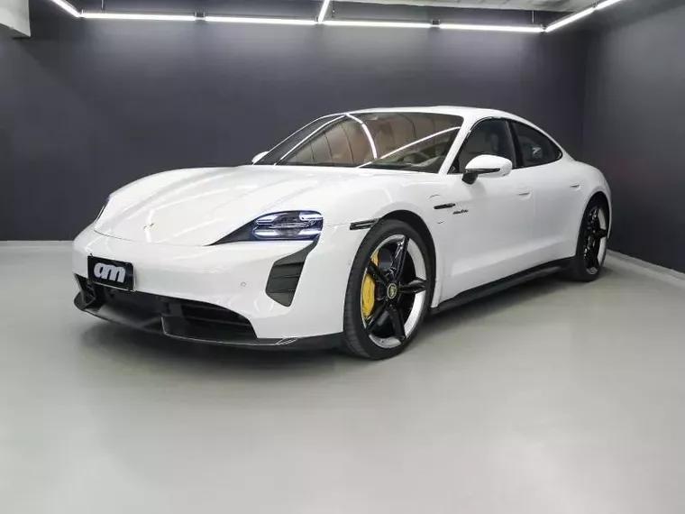 Porsche Taycan Branco 2