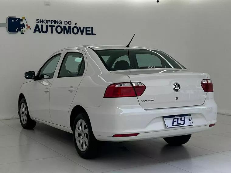 Volkswagen Voyage Branco 10