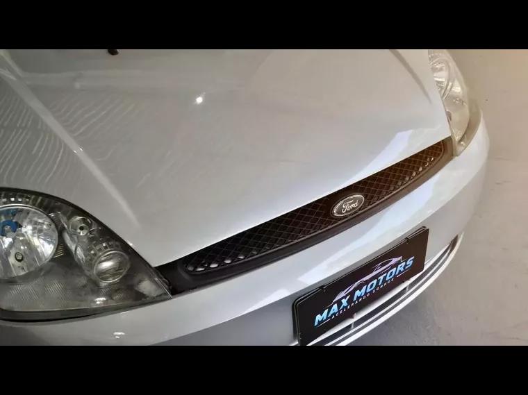 Ford Fiesta Prata 3