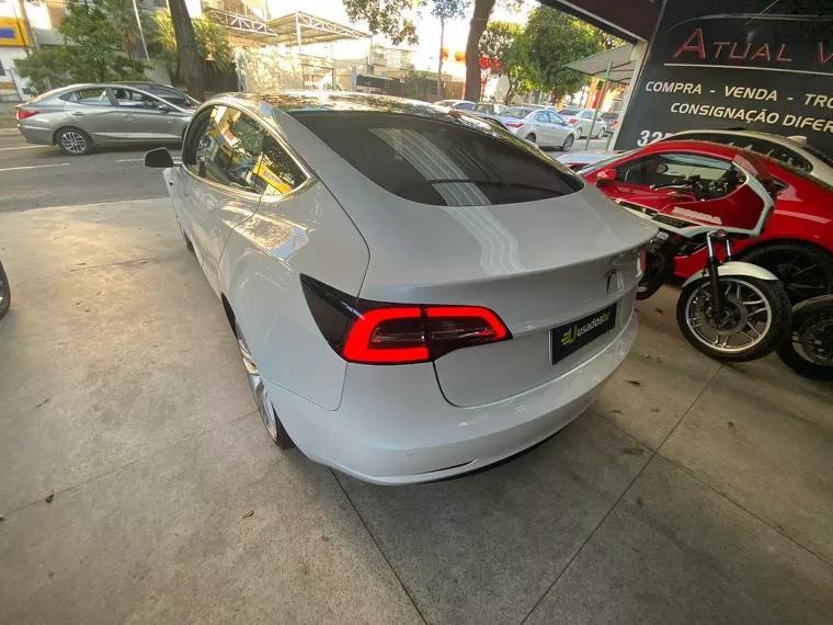 Tesla Model 3 Branco 4