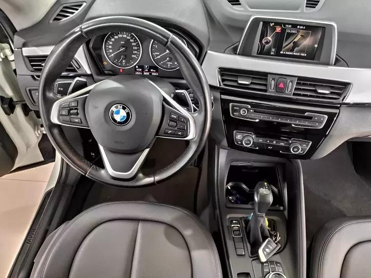 BMW X1 Branco 24