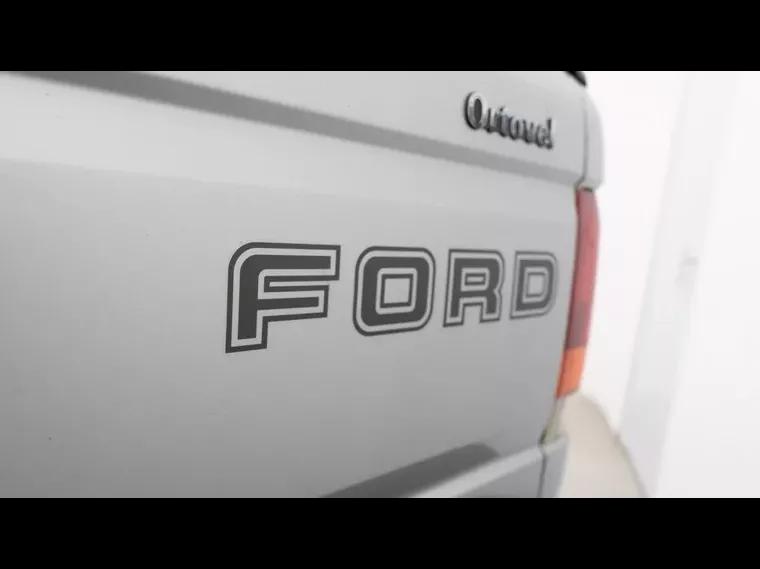 Ford F-1000 Prata 9