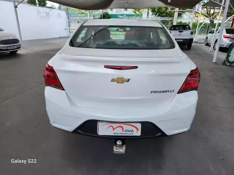 Chevrolet Prisma Branco 9