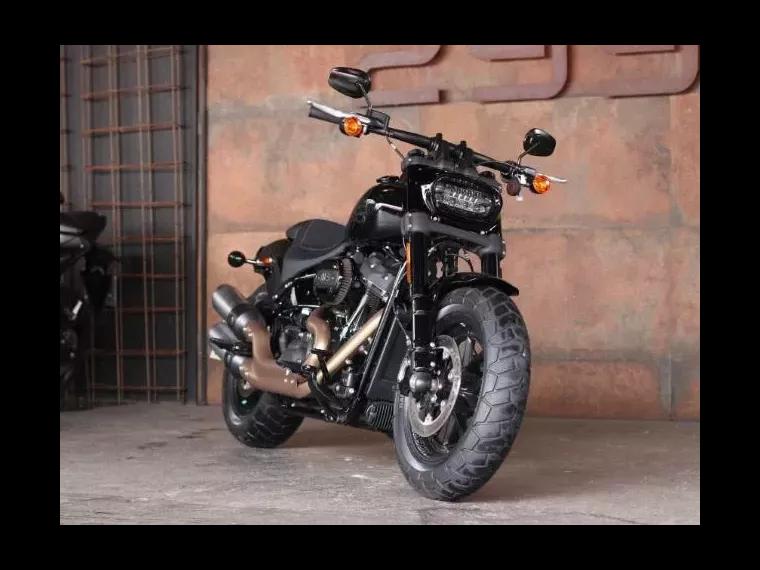 Harley-Davidson Fat Bob Preto 10