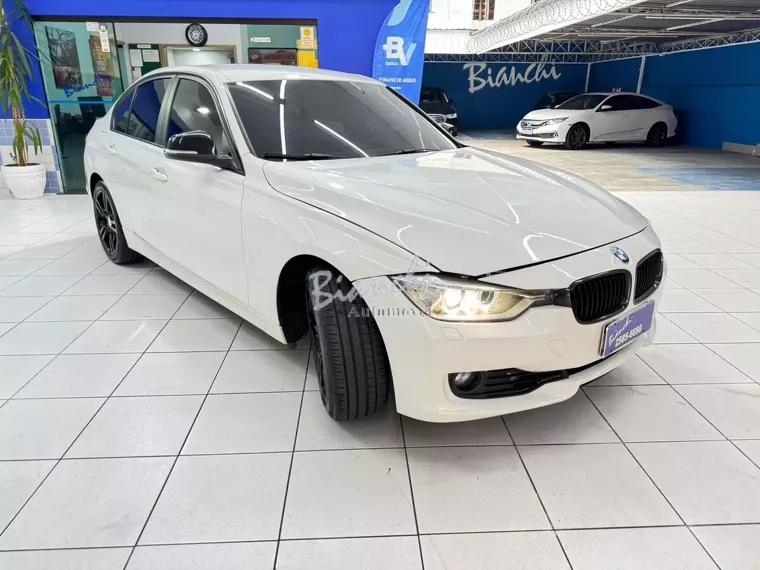 BMW 320i Branco 3