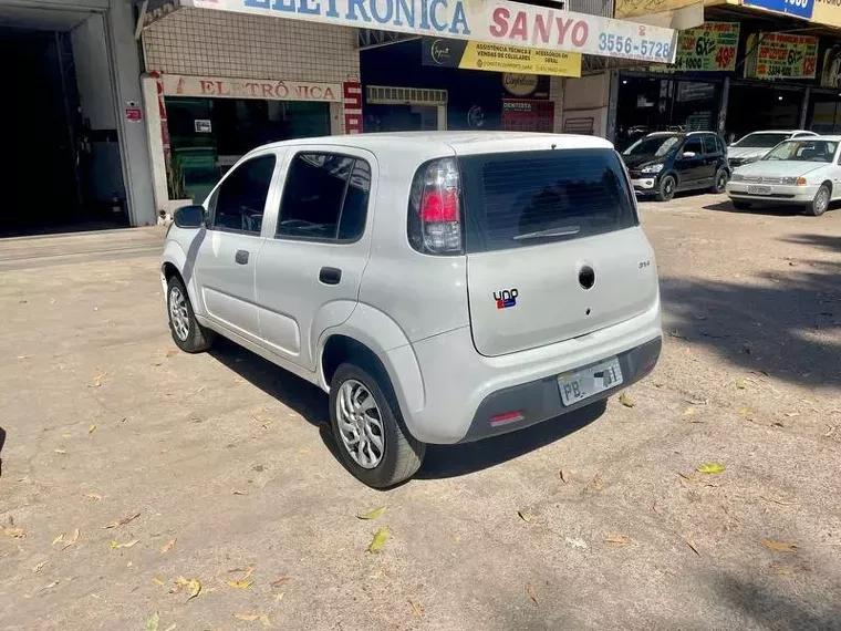Fiat Uno Branco 2