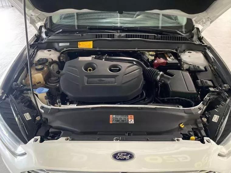 Ford Fusion Branco 15