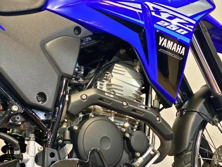 Yamaha XTZ 250 Lander Azul 9
