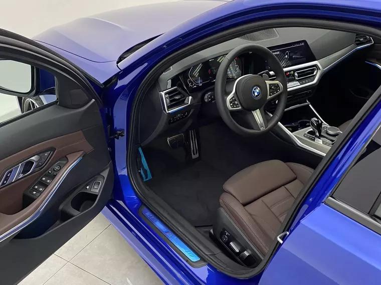 BMW 330e Azul 7