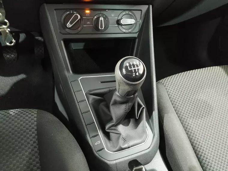 Volkswagen Polo Hatch Branco 11