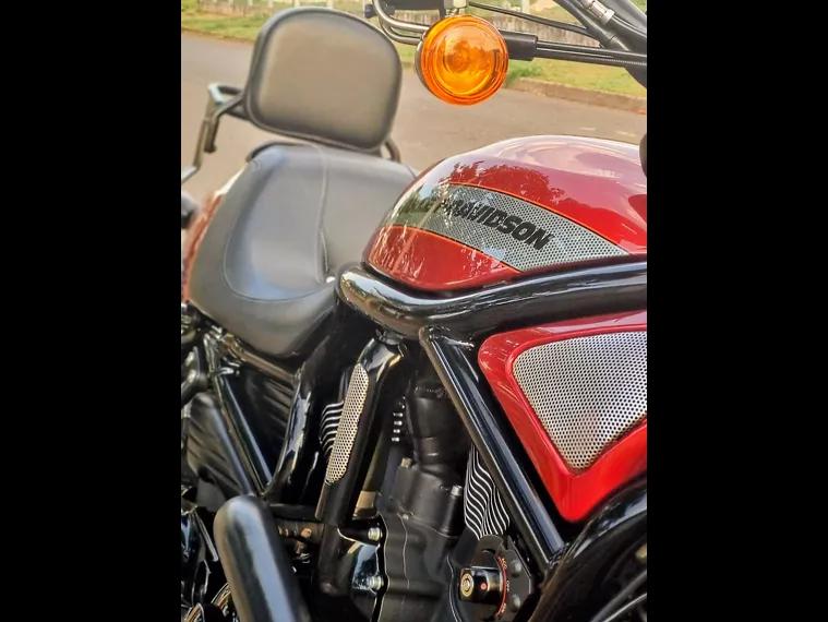 Harley-Davidson V-Rod Vermelho 13