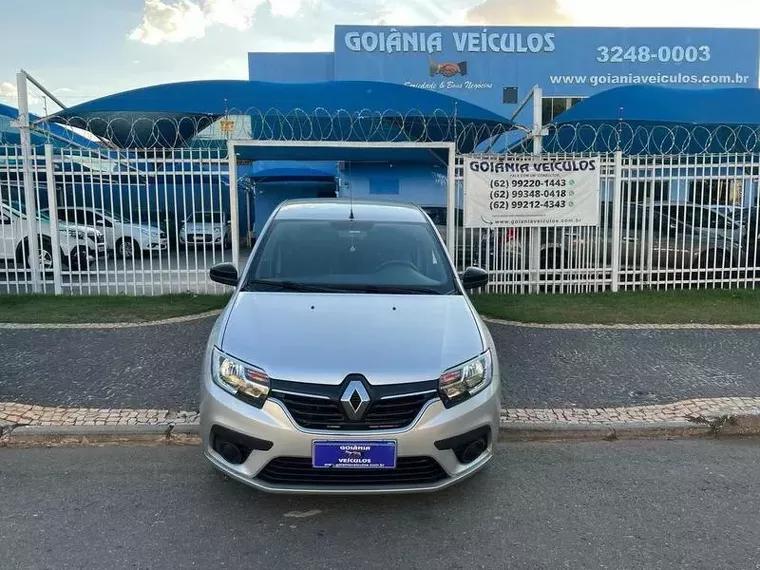 Renault Logan Prata 6