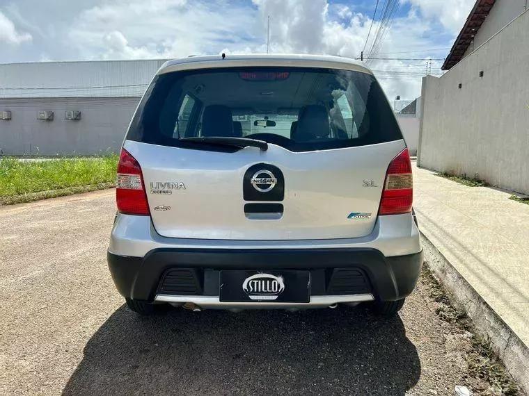 Nissan Livina Prata 4