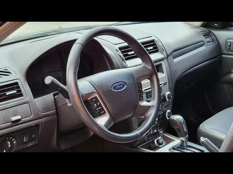 Ford Fusion Preto 16