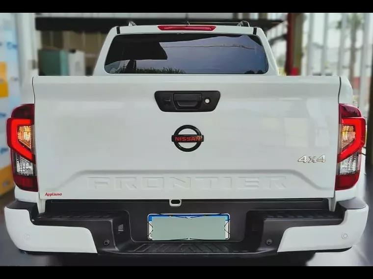 Nissan Frontier Branco 19