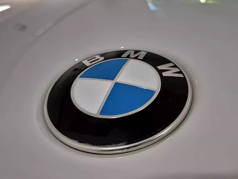 BMW X1 Branco 10