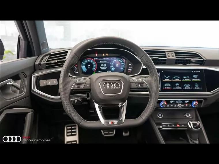Audi Q3 Azul 10